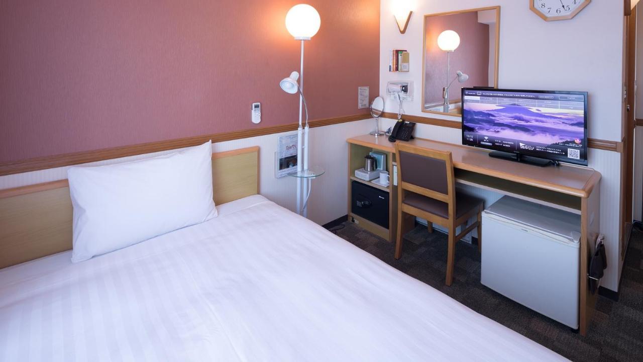 Toyoko Inn Aioi Eki Shinkansen Guchi Esterno foto
