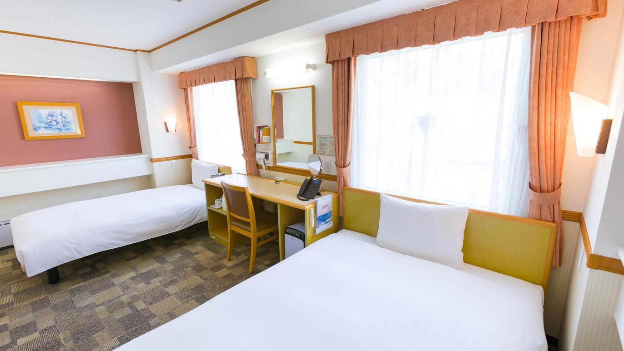 Toyoko Inn Aioi Eki Shinkansen Guchi Esterno foto