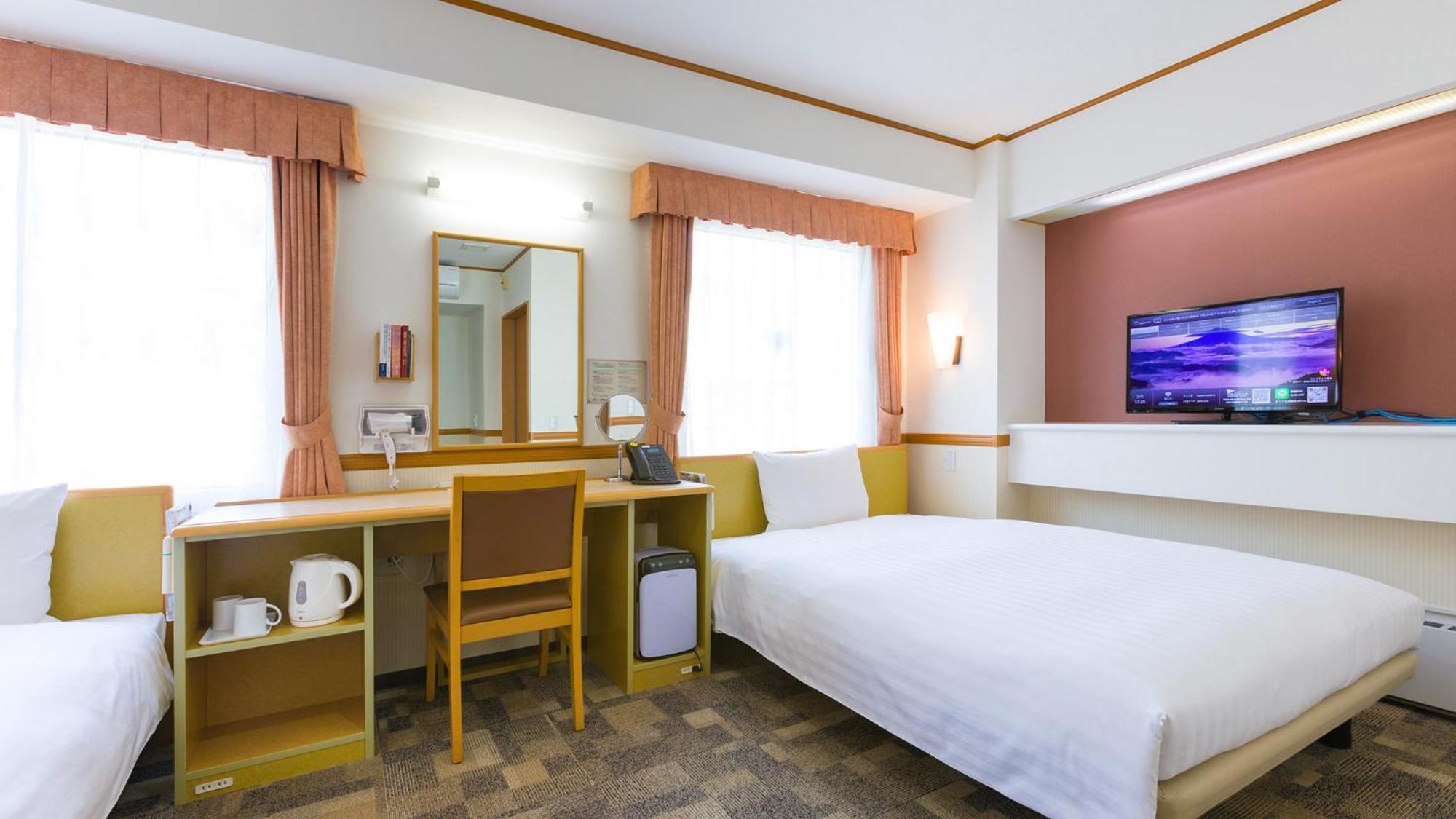 Toyoko Inn Aioi Eki Shinkansen Guchi Camera foto